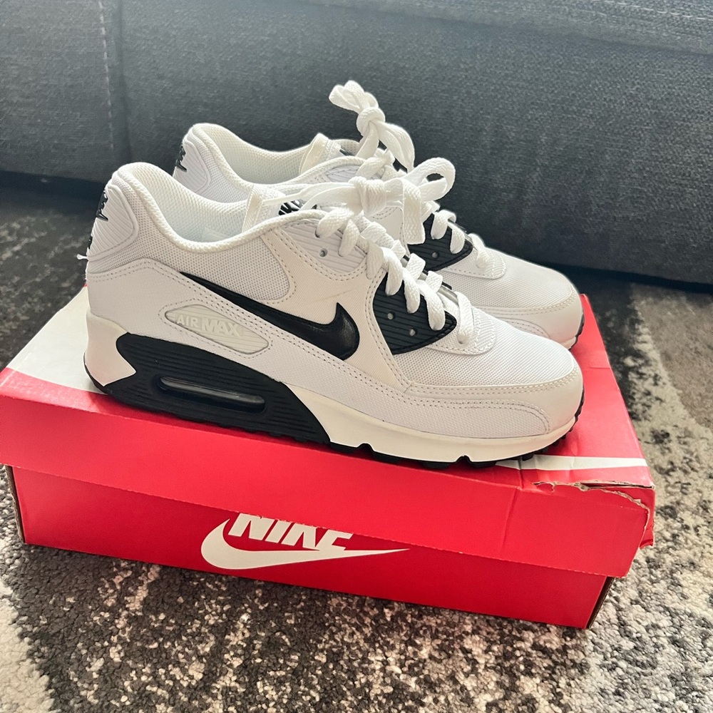 Women’s Air Max 90 ‘Essential White’